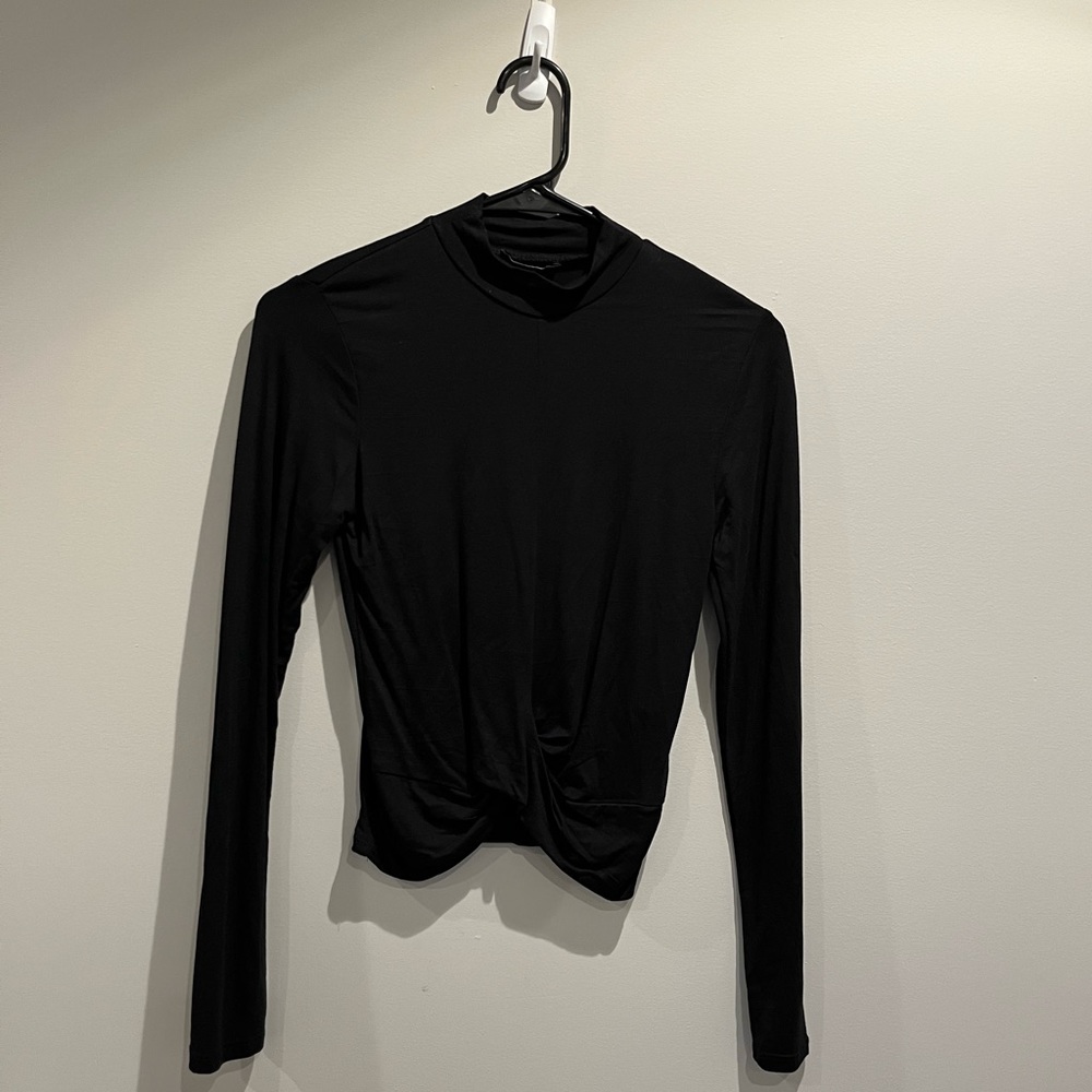 Black front detail long sleeve